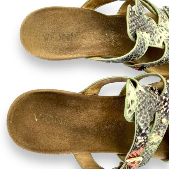 Vionic Park Radia Snakeprint Triple Strap Orthotic Sandals in Mint Snake Size 8 - Picture 12 of 16